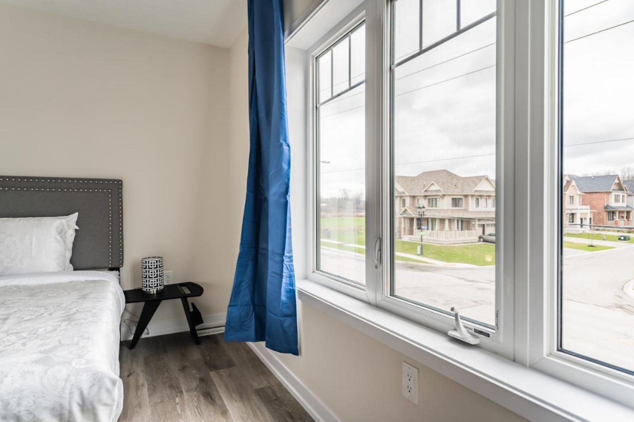 Luxury Townhouse Close To Fairview Casino In Niagara Falls Villa Luaran gambar