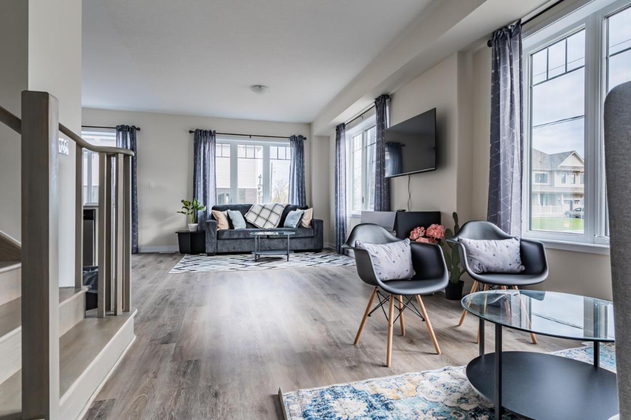 Luxury Townhouse Close To Fairview Casino In Niagara Falls Villa Luaran gambar